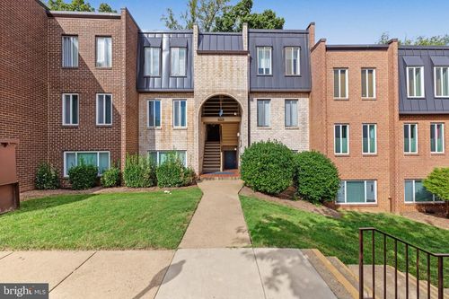 302-5049 7th Rd S, ARLINGTON, VA, 22204-2521 | Card Image