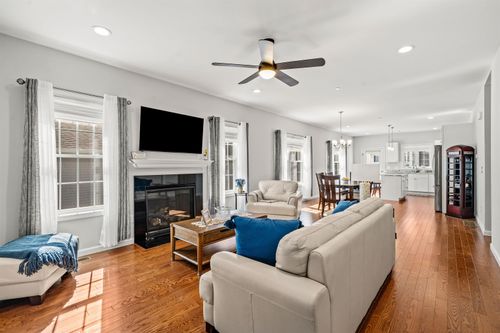 9 Venus Way, Pelham, NH, 03076-2126 | Card Image