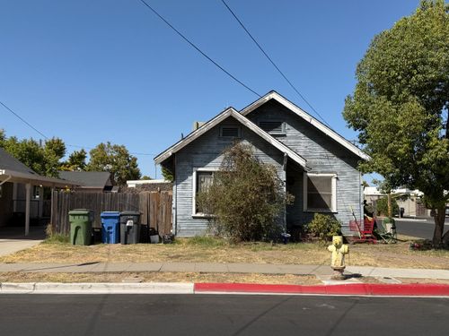201 Columbia Street, Turlock, CA, 95380 | Card Image