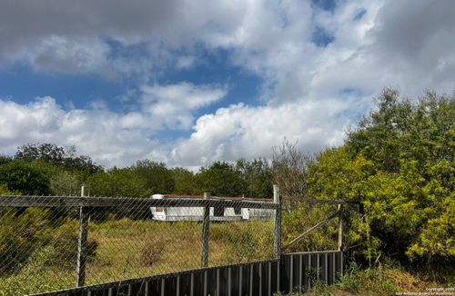 1419 Kayroe Rd, Adkins, TX, 78101-9767 | Card Image