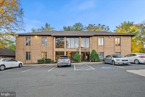 ste-a-10690 Crestwood Dr, Manassas, VA, 20109-4409 | Card Image