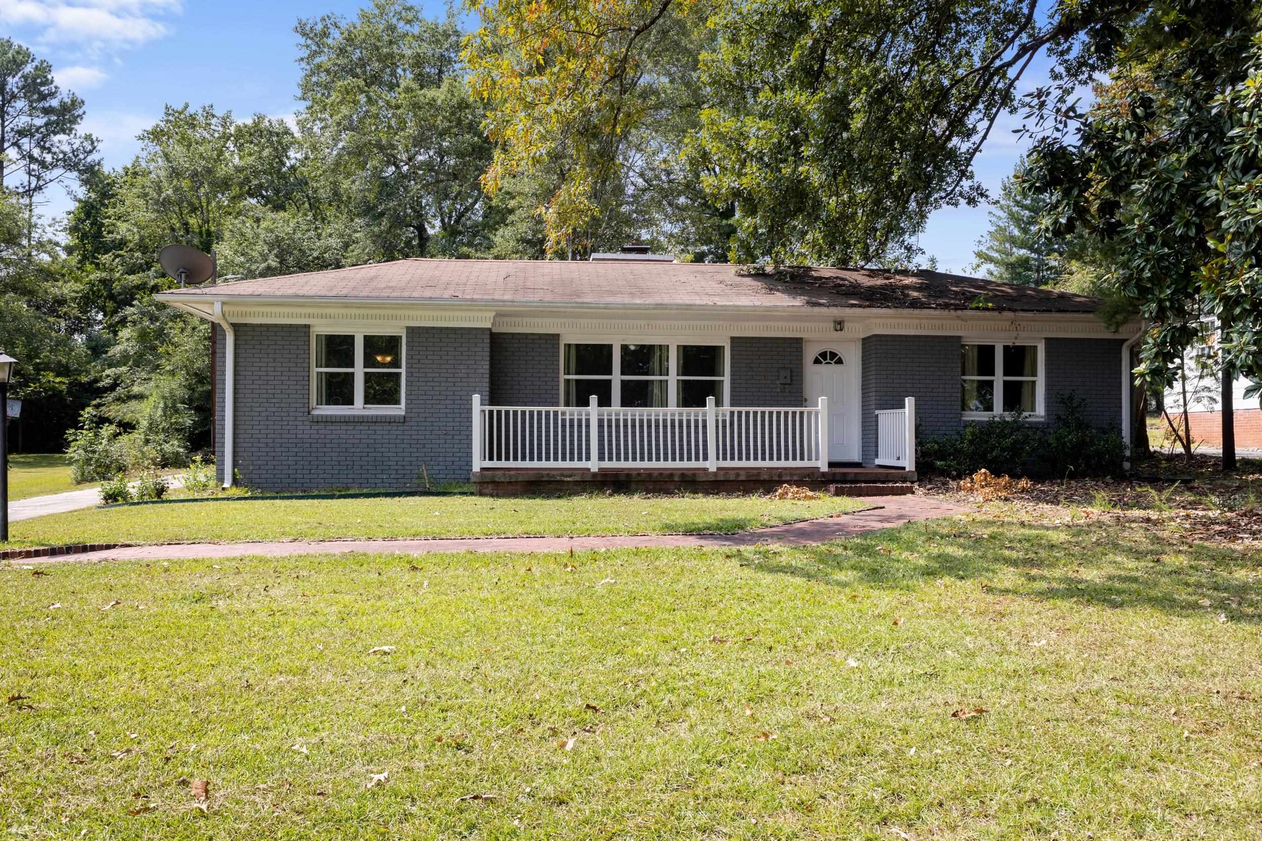 Briarwood Rd, Spartanburg, SC 29301