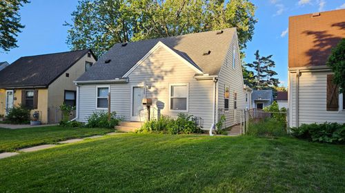 5825 45th Ave S, Minneapolis, MN, 55417-3022 | Card Image