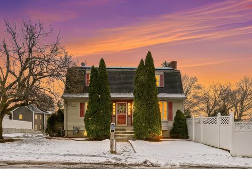 1082 Essex St, Lawrence, MA, 01841-4453 | Card Image