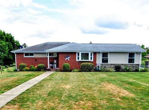 99 Thorncrest Dr, Mc Kees Rocks, PA, 15136-1875 | Card Image