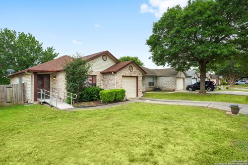 6826 Evercrest Ln, San Antonio, TX, 78239-1821 | Card Image