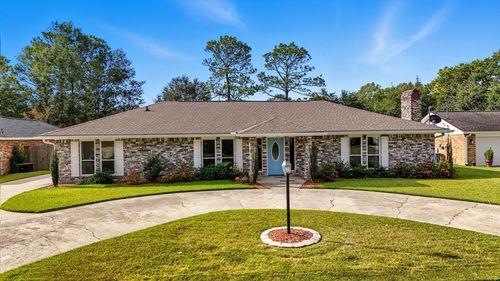 532 Millbrook Pkwy, Picayune, MS, 39466-2324 | Card Image