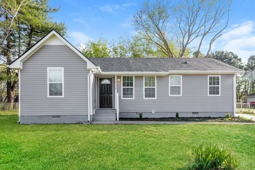 8134 Sunset Cir, Murfreesboro, TN, 37129-8161 | Card Image