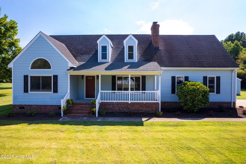 114 Oxford Rd, Moyock, NC, 27958-8681 | Card Image