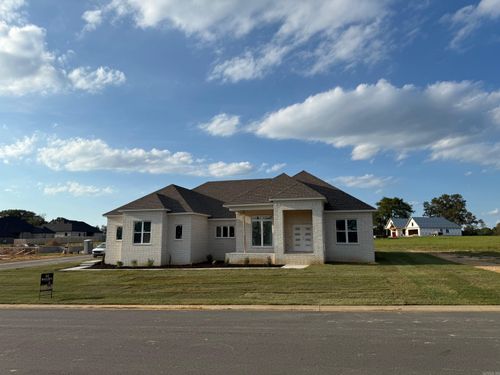1616 Secretariat Way, Searcy, AR, 72143-5199 | Card Image