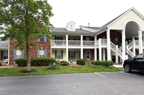 332 Waterside Dr, Wildwood, MO, 63040-1633 | Card Image