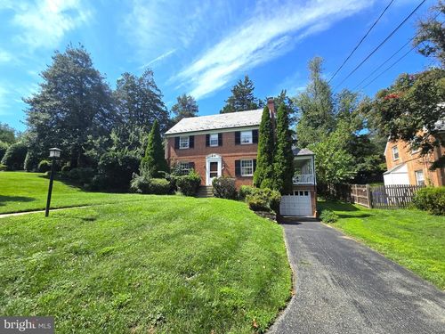 9422 Locust Hill Road, BETHESDA, MD, 20814 | Card Image