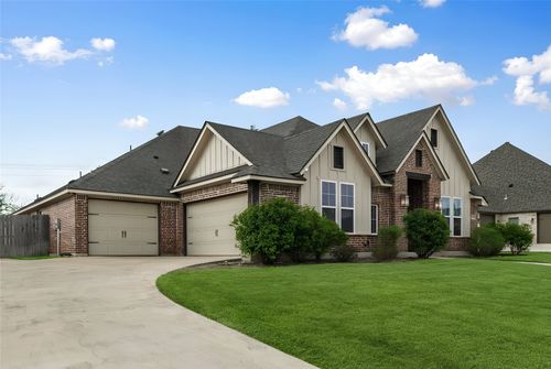 14705 Lost Wagon St, Justin, TX, 76247-1776 | Card Image