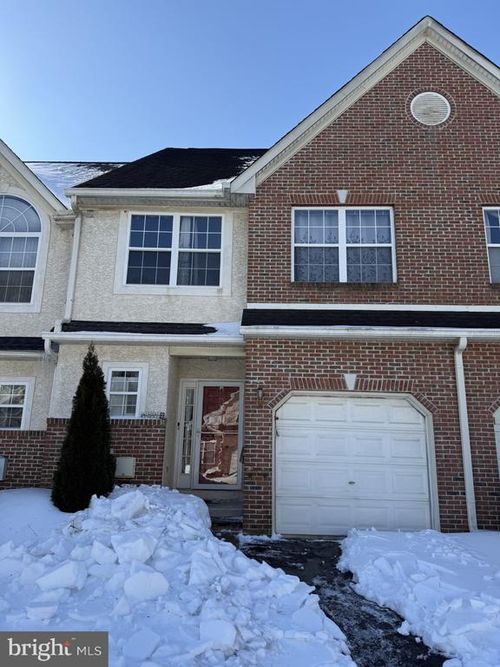 15 Forest Gate Ln, WILMINGTON, DE, 19810-2855 | Card Image