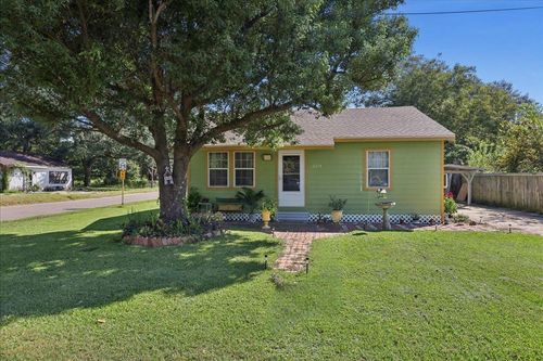 2214 8th St, Orange, TX, 77630-2506 | Card Image