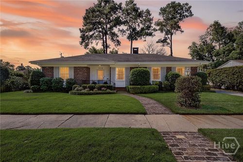 333 E 52nd St, Savannah, GA, 31405-3406 | Card Image