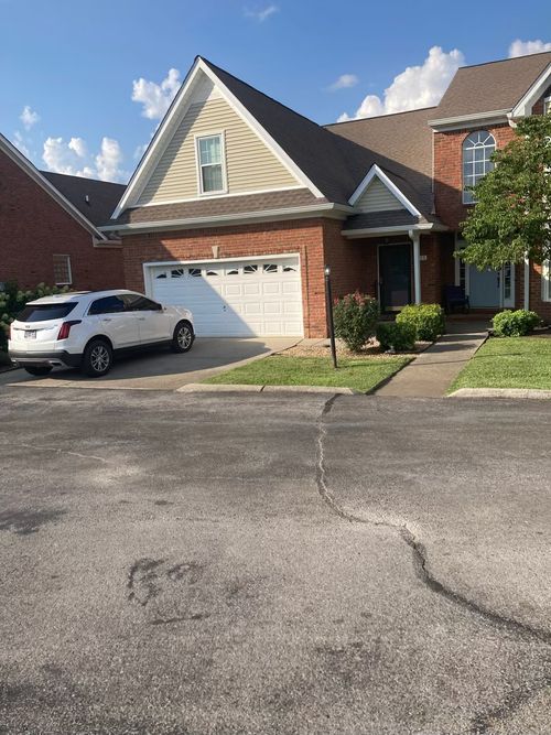 333 Calumet Trce, Murfreesboro, TN, 37127-8338 | Card Image
