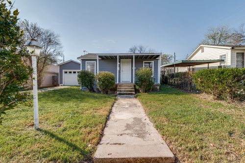 5529 Diaz Ave, Fort Worth, TX, 76107-5907 | Card Image