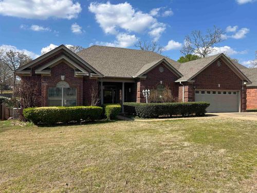 24 Ozark Dr, Maumelle, AR, 72113-6388 | Card Image