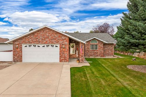 1704 39th St S, Great Falls, MT, 59405-5583 | Card Image