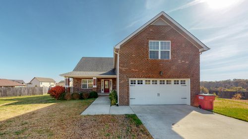 683 Crestone Ct, Clarksville, TN, 37042-1476 | Card Image