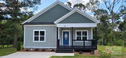 719 Ida St, Gastonia, NC, 28054-3376 | Card Image