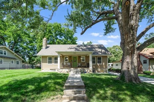 7330 Virginia Ave, Kansas City, MO, 64131-1741 | Card Image