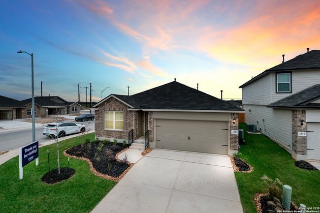 MODEL HOME PHOTOGRAPHED FLOOR PLAN IS AVAILABLE. | Image 4