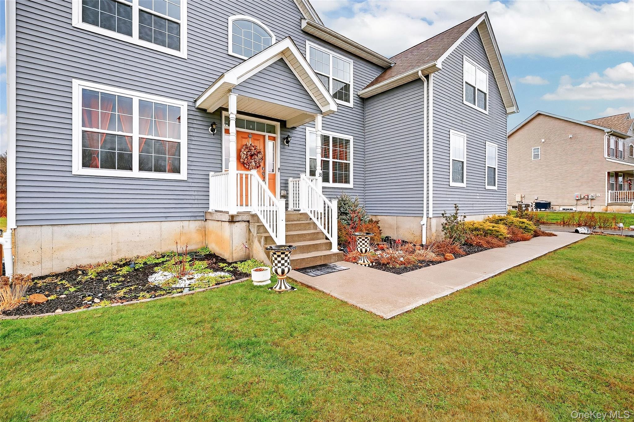 Residential in Blooming Grove 3