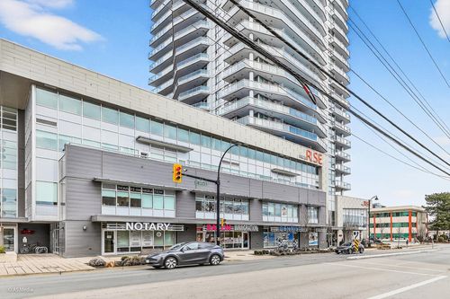 {{alt}} | Card Image