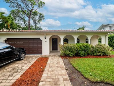 4010 Riviera Dr, House other with 3 bedrooms, 2 bathrooms and null parking in Coral Gables FL | Image 2