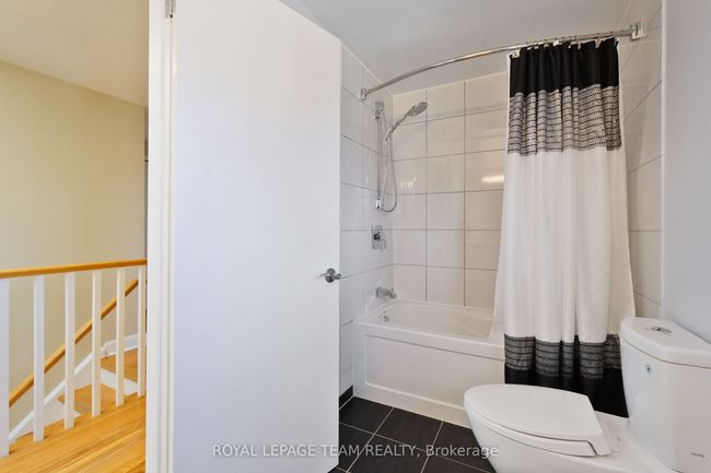4 Valewood Cres, House other with 4 bedrooms, 4 bathrooms and 4 parking in Gloucester ON | Image 34