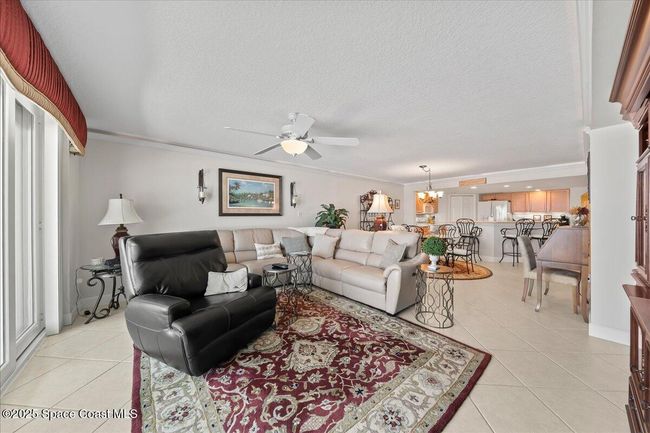 402 - 245 Highway A1a, Condo with 3 bedrooms, 3 bathrooms and null parking in Satellite Beach FL | Image 11