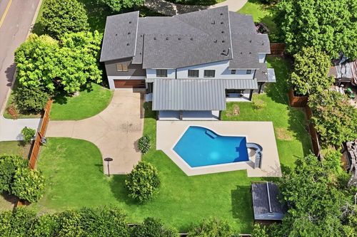 13693 Peyton Dr, Dallas, TX, 75240-5523 | Card Image
