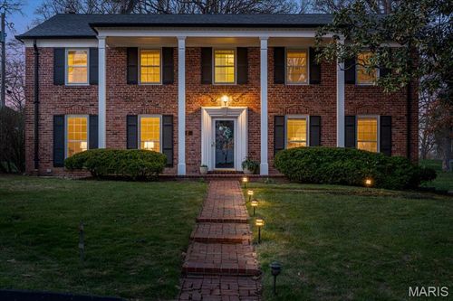 61 York Dr, Brentwood, MO, 63144-1051 | Card Image