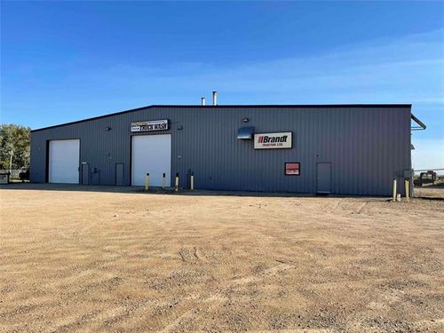 1701 Main St E, Home with 0 bedrooms, 0 bathrooms and null parking in Swan River MB | Card Image