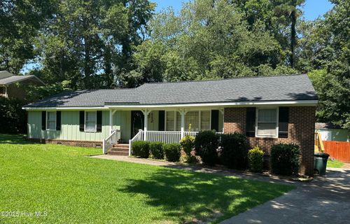 112 Mina St, Roanoke Rapids, NC, 27870-9570 | Card Image