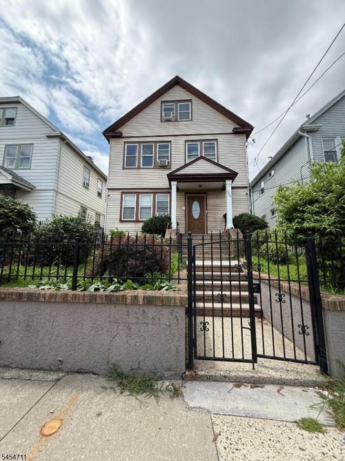 1028 Sheridan Ave, Elizabeth, NJ, 07208-3048 | Card Image