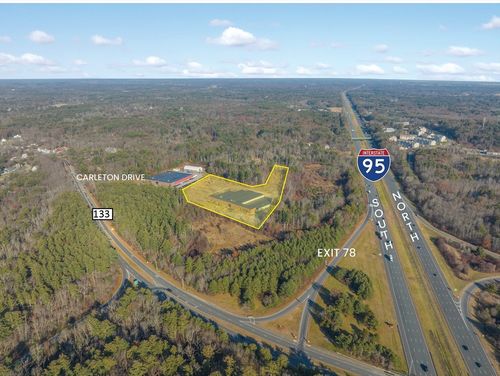 16 Carleton Dr, Georgetown, MA, 01833-2501 | Card Image