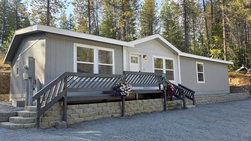 642 Diamond Dr, Newport, WA, 99156-5198 | Card Image