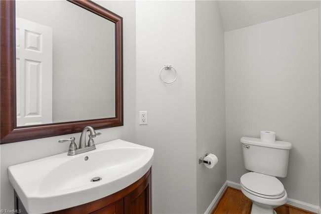 2001 Treyburn Ln, House other with 4 bedrooms, 3 bathrooms and null parking in High Point NC | Image 9