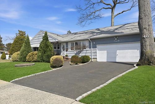 46 Bedford Ave, Massapequa, NY, 11758-3813 | Card Image