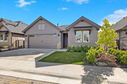 146 N Huntsman Ln, Eagle, ID, 83616 | Card Image