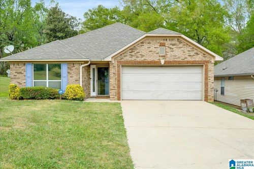 550 Samantha Cir, Birmingham, AL, 35215-5843 | Card Image