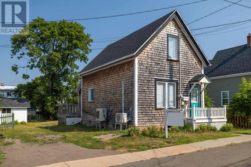55 Douglas St, Charlottetown, PE, C1A2J4 | Card Image