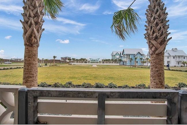 106 - 630 W Center Sq, Condo with 3 bedrooms, 2 bathrooms and 2 parking in Port Aransas TX | Image 15