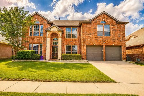 5364 Lake Chelen Dr, Fort Worth, TX, 76137-4942 | Card Image