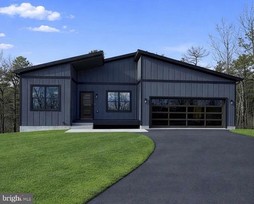 231 Sachem Hl, HEDGESVILLE, WV, 25427-1545 | Card Image