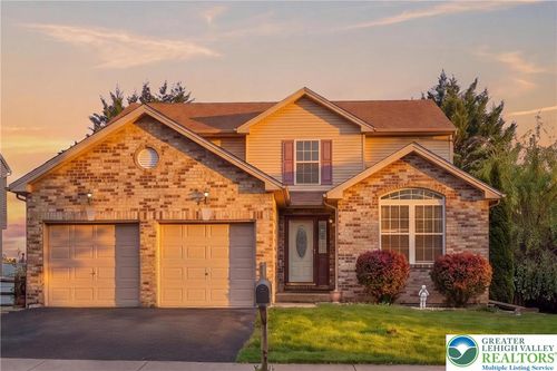 1170 Vera Dr, EASTON, PA, 18040-5823 | Card Image