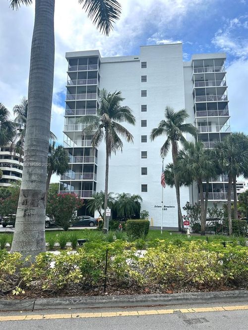 2a-150 Ocean Lane Dr, Key Biscayne, FL, 33149-1416 | Card Image